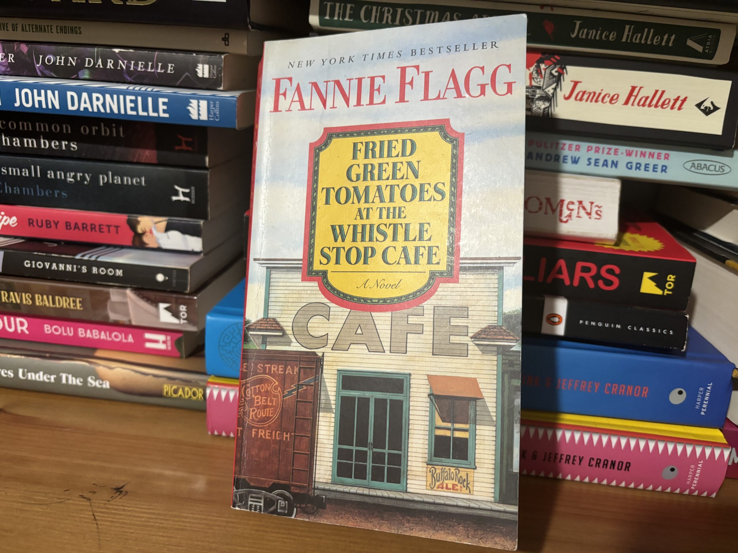 Fried Green Tomatoes at the Whistle Stop Cafe by Fannie Flagg